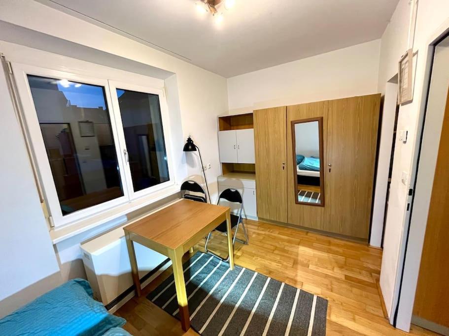 Appartamento Mini Flat Graz Esterno foto